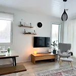 Huvilat Arctic Aurora By Booklapland