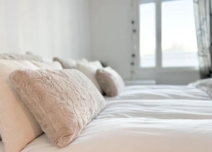 Arctic Aurora By Booklapland *